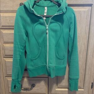 Lululemon Scumba Hoodie 8